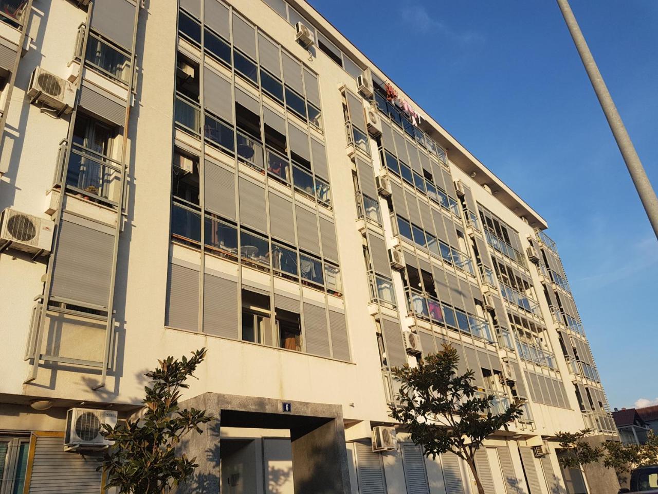 Delta Apartment بودغوريتْسا المظهر الخارجي الصورة